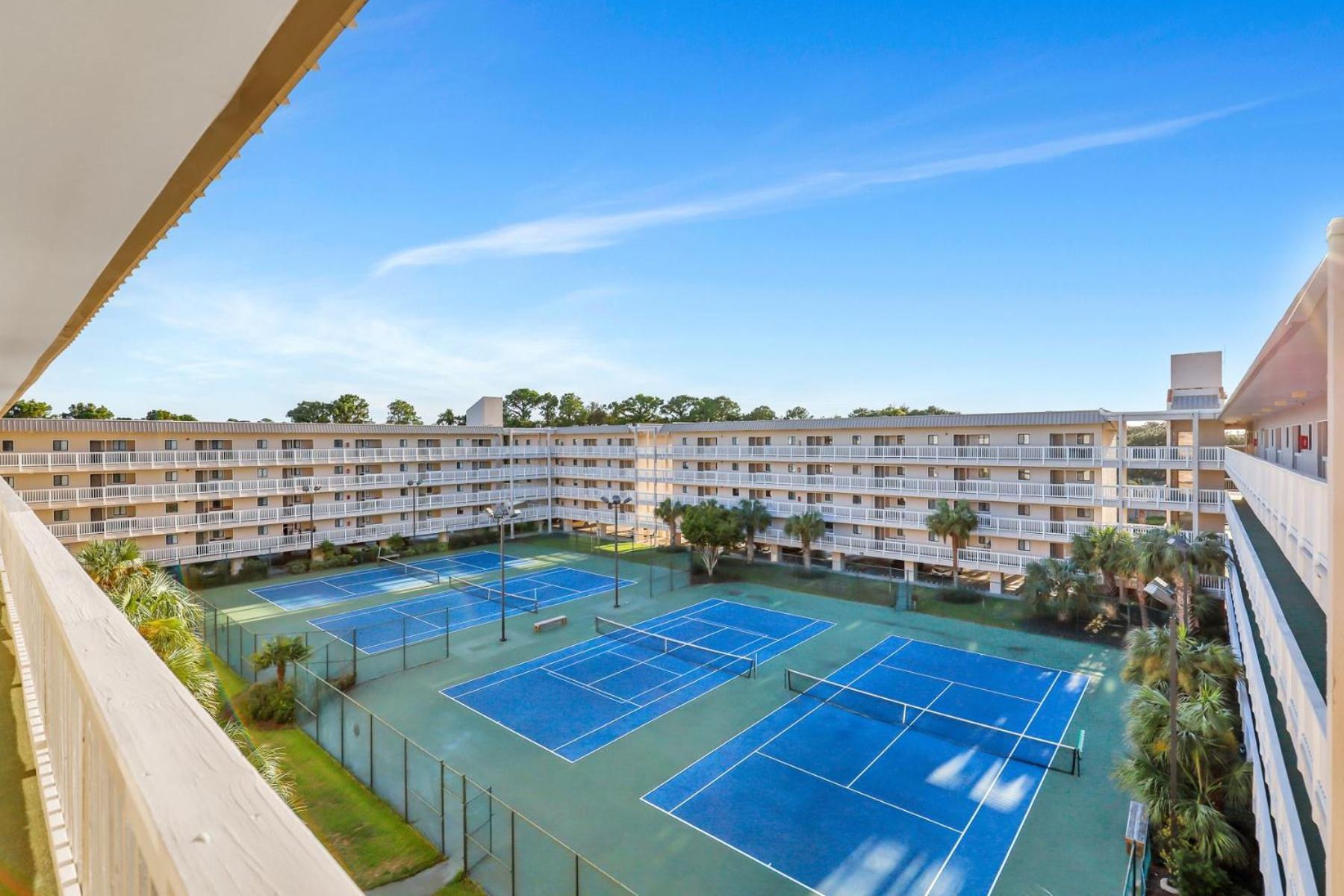 Welcome To Your Beachside Escape! Διαμέρισμα Hilton Head Island Εξωτερικό φωτογραφία